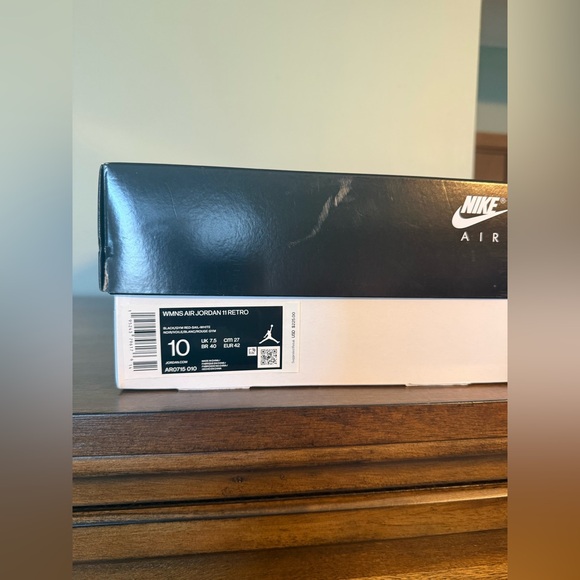 Jordan 11 Retro - Picture 5 of 5